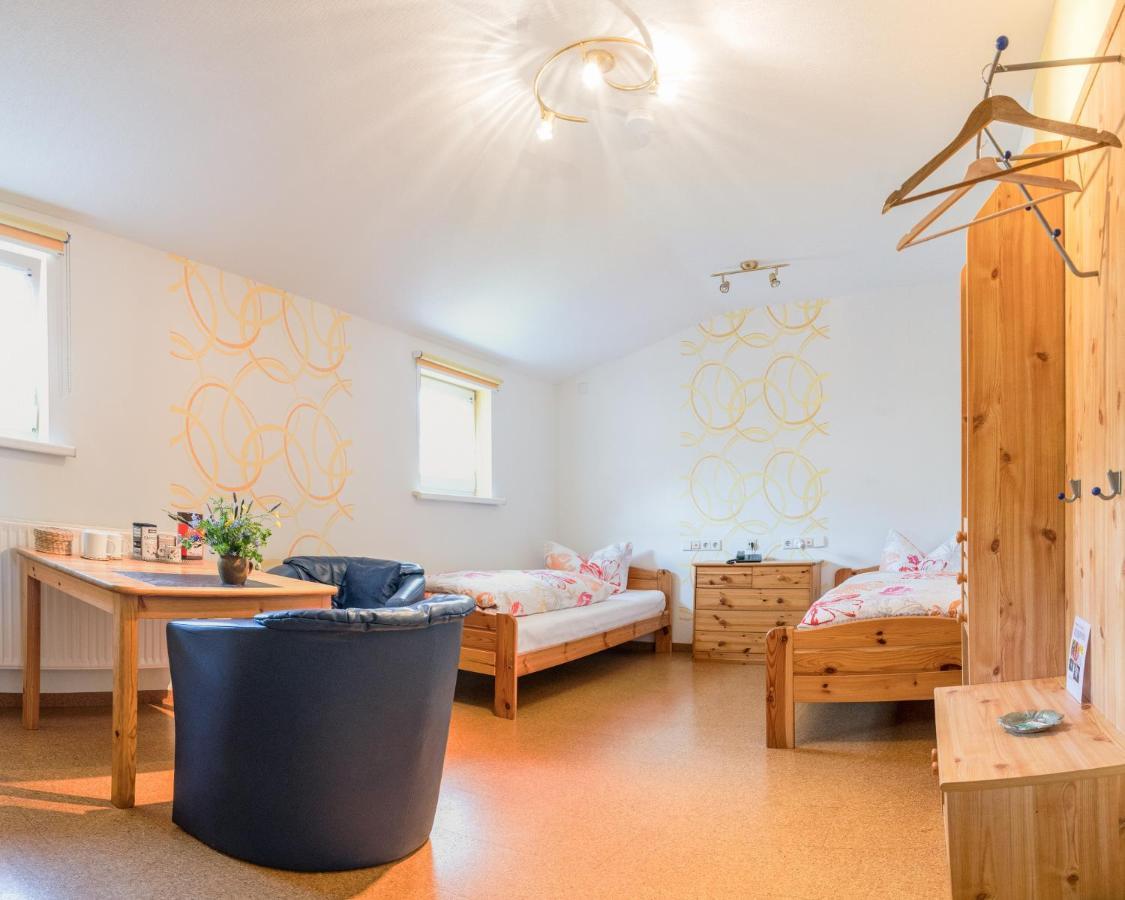 Gasthaus & Pension Am Rennsteig Spechtsbrunn Zewnętrze zdjęcie